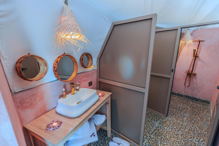 Bathroom, Luxury Camp Camelhouse, Errachidia