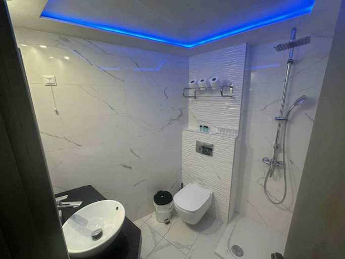Bathroom 2, OCEANIS HOTEL, South Aegean