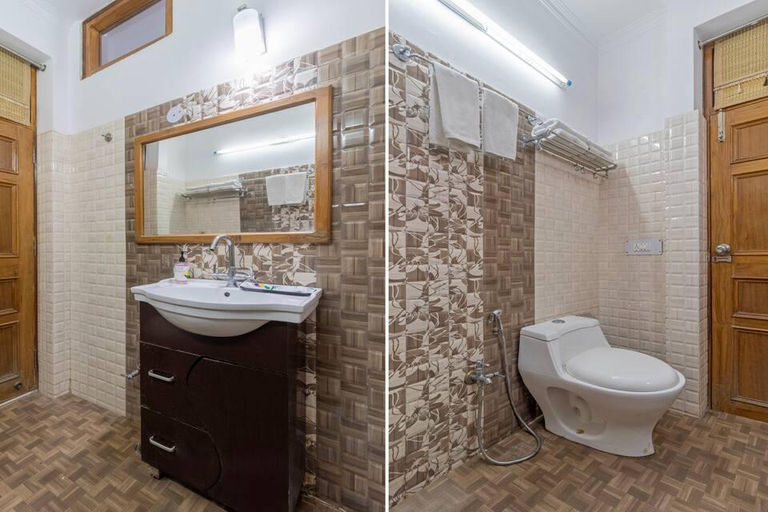 Bathroom 4, Treebo Stotrak S N Residency, Mussoorie, Dehradun