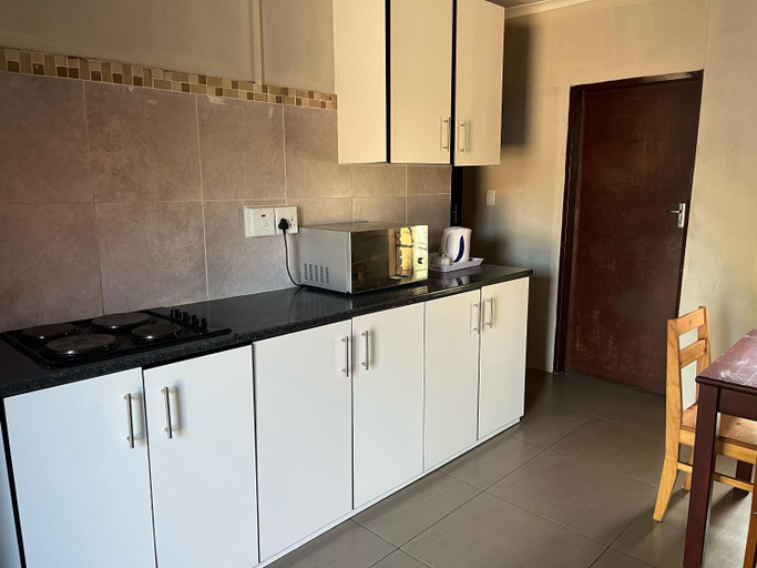 Others 5, AS contractors accommodation, City of Tshwane