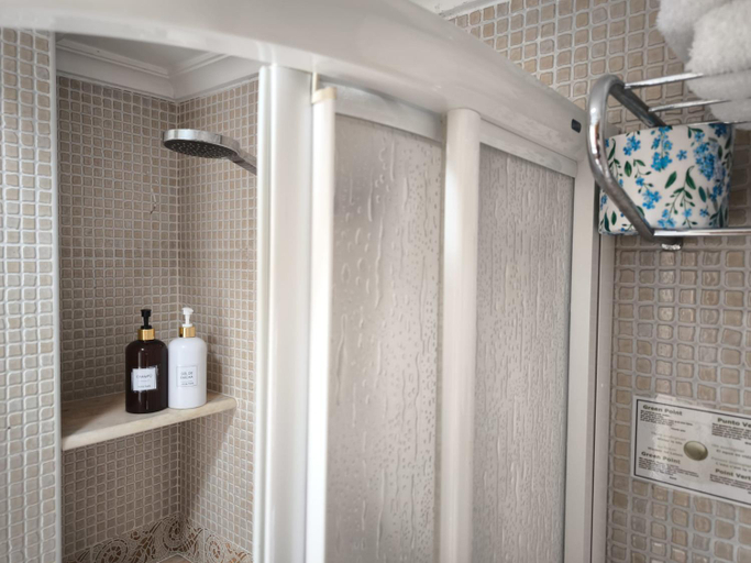 Bathroom 2, Hosteria VISTAPARK, Cantabria