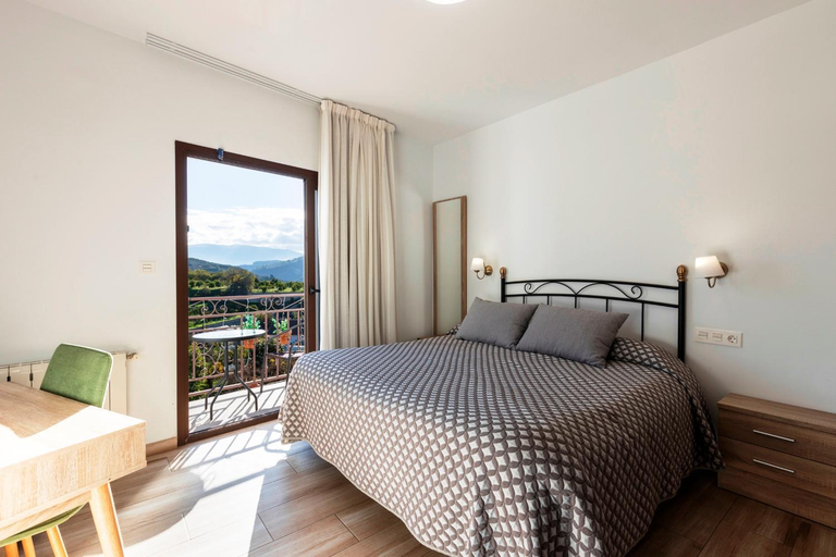 Bedroom 4, Hostal y Apartamento Rural Los Naranjos, Granada