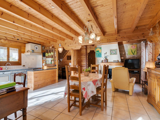Others 5, Nature Chalet in Abbevillers, Doubs