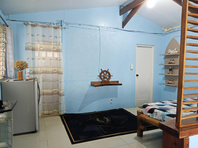 4, Oceanfront Guest House, Puerto Galera