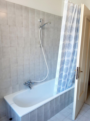 Bathroom 2, Affittacamere Casa Bliss, Udine