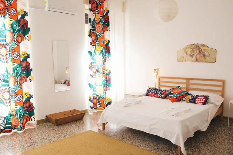 5, Living Simply, Catania
