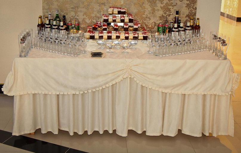 Food & Drinks 5, Hotelik Bej, Łódź East