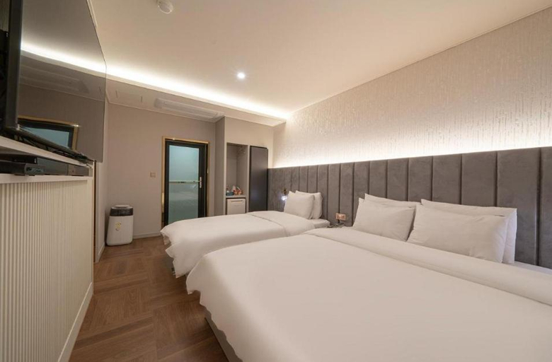 Bedroom 2, Munhyeon Signature Denbasta Hotel, Nam