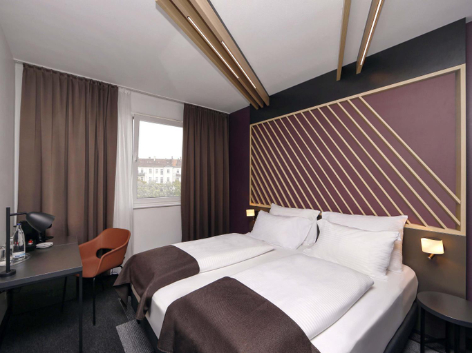 Bedroom 2, B&B Hotel Berlin City-Ost, Berlin