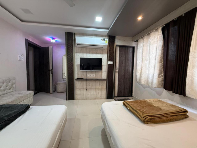 Bedroom 5, Hotel Good Night, Ujjain
