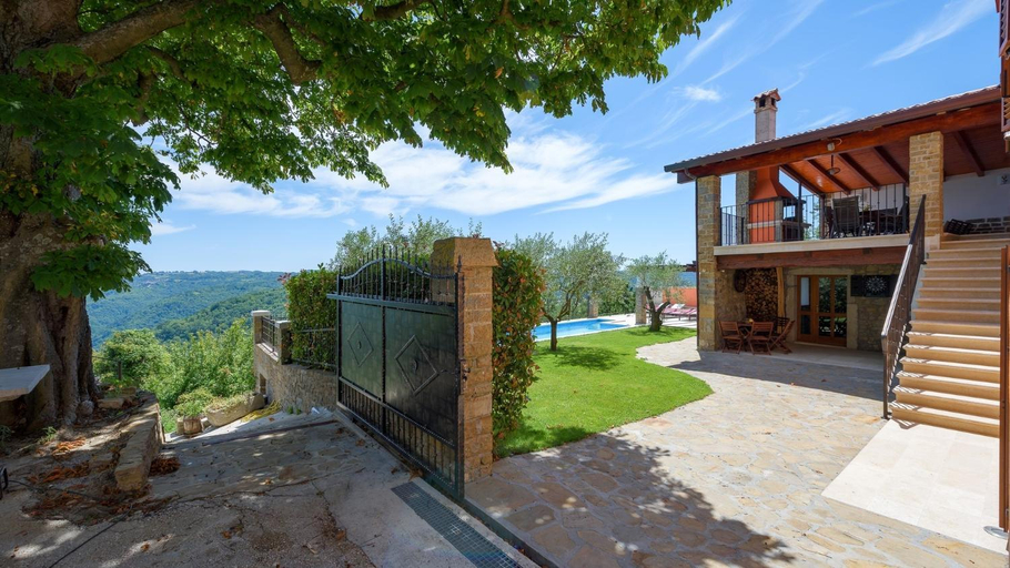 Others 5, Stone villa Zamask with a pool and a lovely view, Pazin