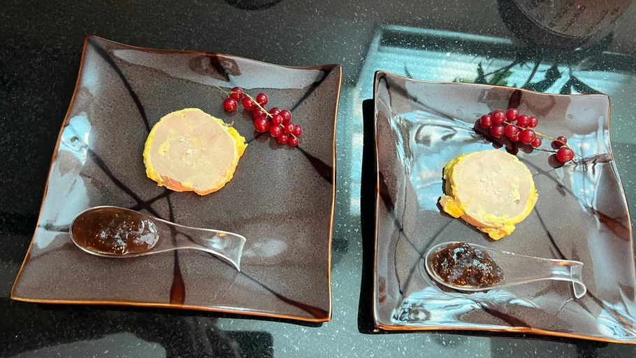 Food & Drinks
