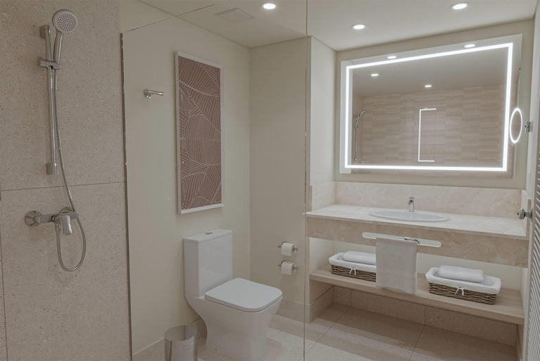 Bathroom, Wyndham Alltra Punta Cana All Inclusive Resort, Salvaleon de Higuey