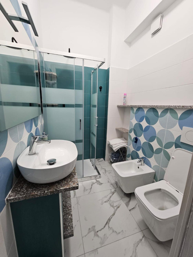 Bathroom, KeyRooms, La Spezia