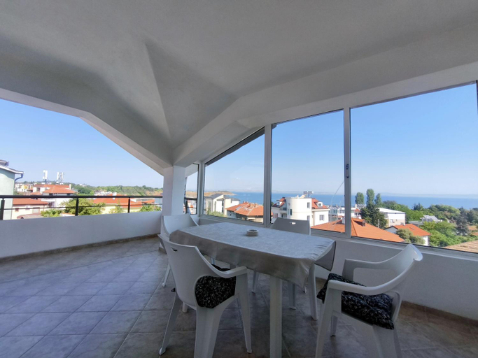 Others 4, Yanevi Apartments, Sozopol