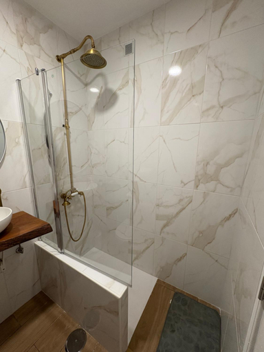 Bathroom 4, Quinta de Sao Pedro de Tomar, Tomar