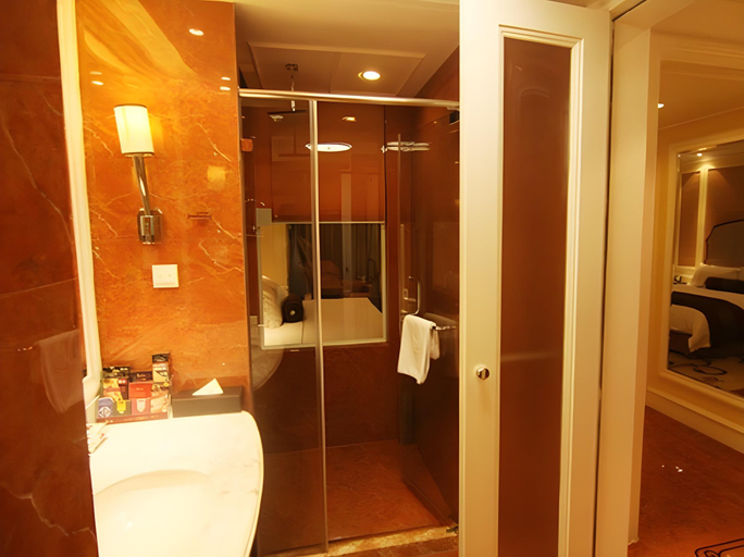 Bathroom 4, Fenghua Pacific Grand Hotel, Ningbo