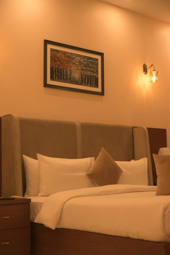 Bedroom 2, The Elet Signature Boutique Hotel, Karachi