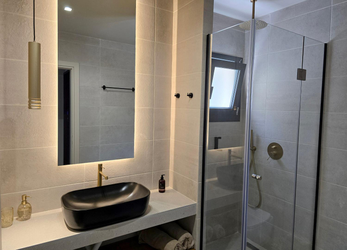 Bathroom 2, Ampolia Villas Lefkada, West Greece