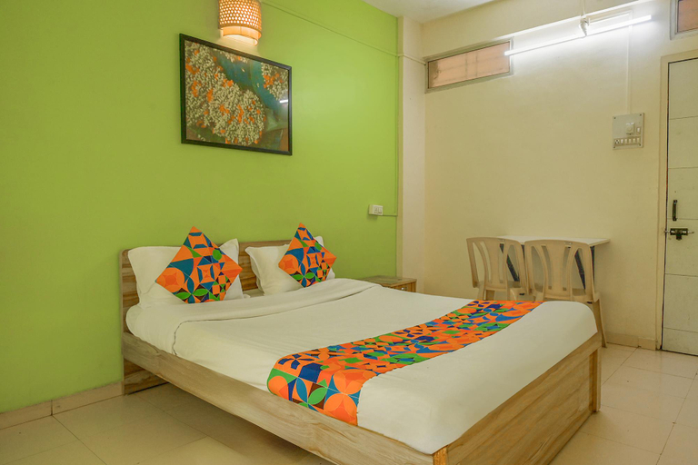 Bedroom 3, FabHotel Saraswati Niwas, Pune