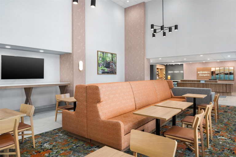 Public Area 3, Hampton Inn & Suites Alpena, Alpena