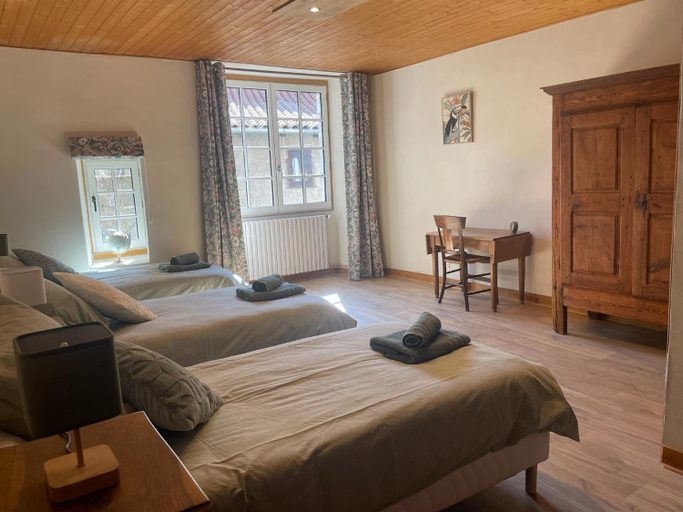 Bedroom 1, Aux Portes du Mont Anis, Haute-Loire