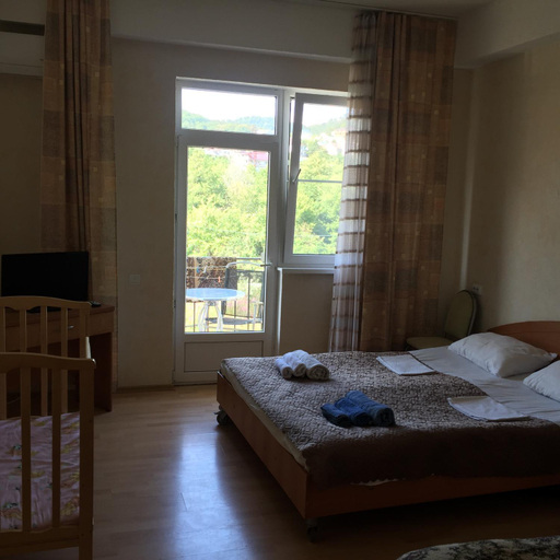 Bedroom 2, Cosy Hostel on Dekabristov 103B, Sochi gorsovet