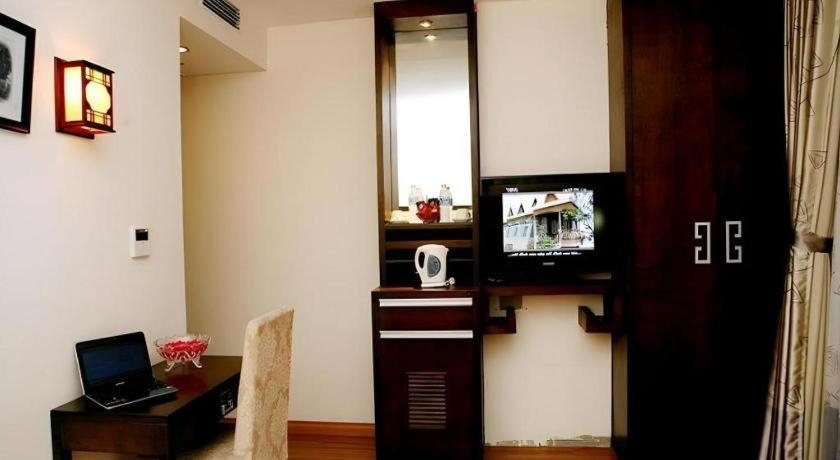 Others 4, New Moon Hotel, Hoàn Kiếm