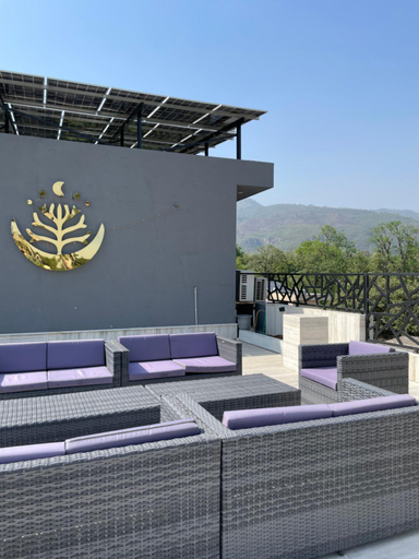 Food & Drinks 5, Villa Vista, Islamabad
