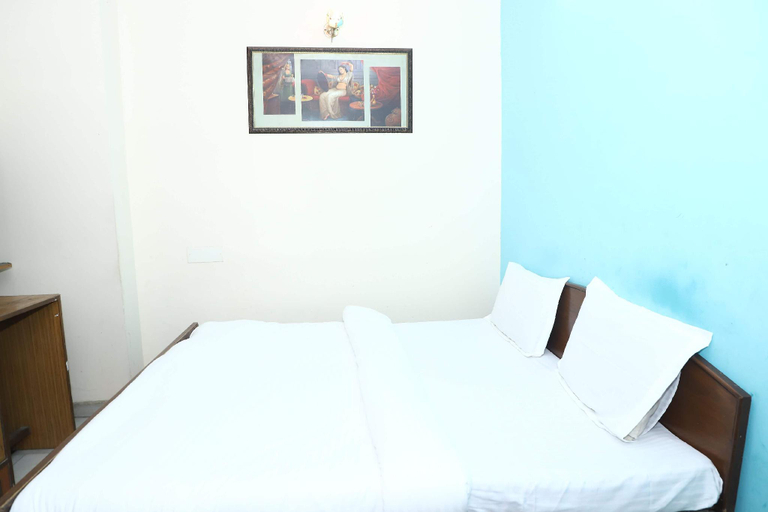 4, Hotel royal golden - CHANDIGARH, Chandigarh