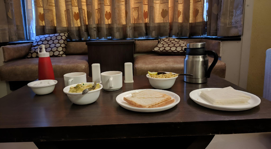 Food & Drinks, Hotel Europa Inn, Rajkot