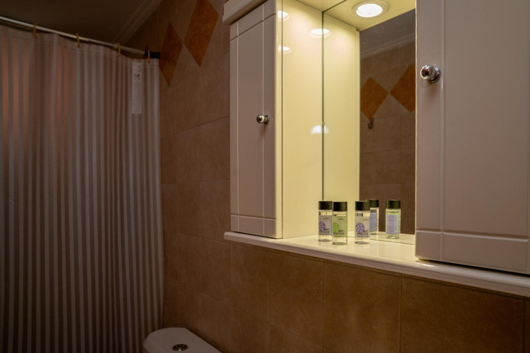 Bathroom 3, TheaHouse, North Aegean