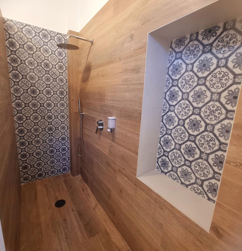 Bathroom 3, A due passi, Florence