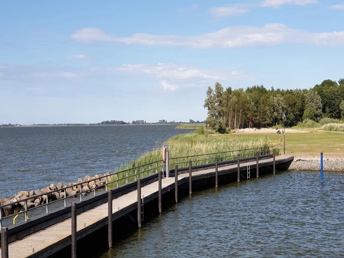 Others 3, Reetdachhaus am Bodden mit Sauna, Vorpommern-Rügen