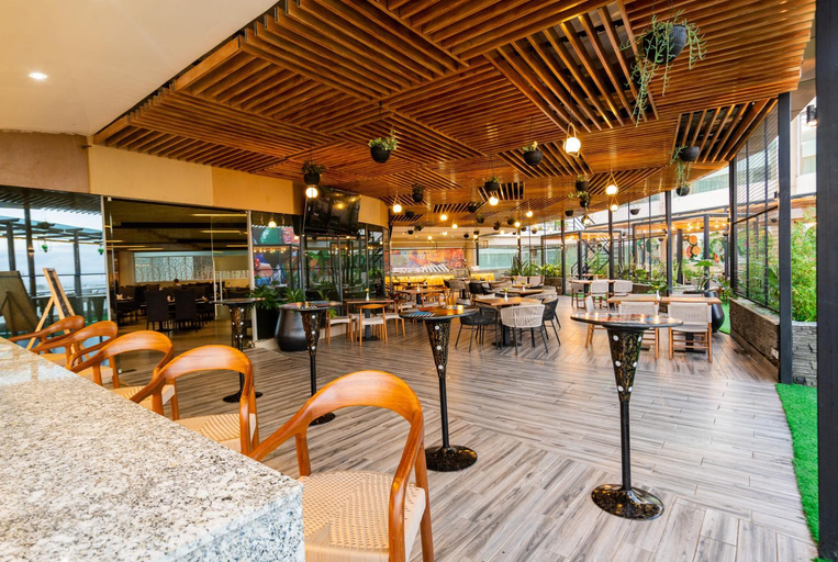 Food & Drinks 4, Azure Airport Hotel & Convention Center, Mavoko