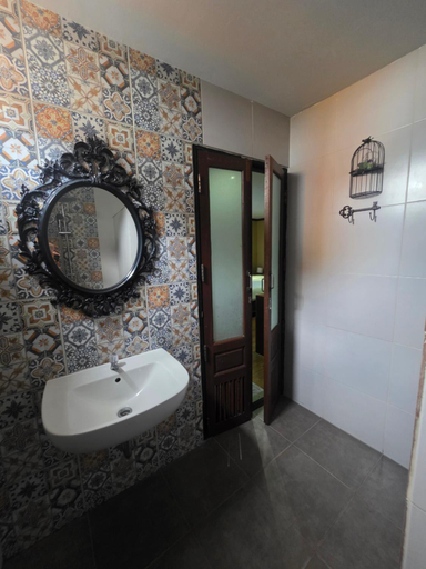 Bathroom 4, At Ease Bijou Place, Muang Chiang Mai