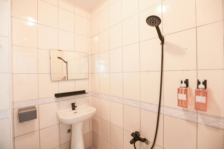 Bathroom 3, Diveholix Homestay Green Island Corn - Diving Accommodation, Taitung