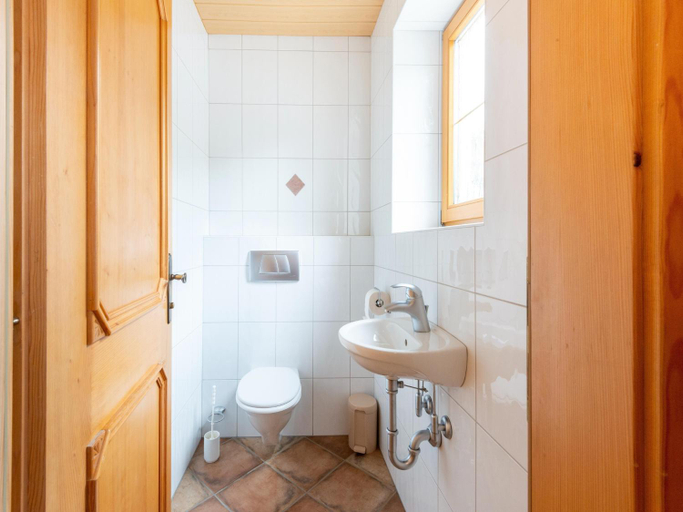 Bathroom 3, Welcoming apartment in Stummerberg with terrace, Schwaz