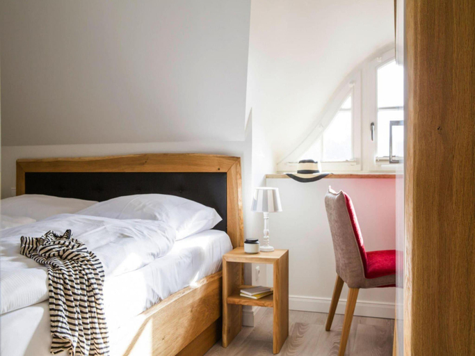 Bedroom 2, Reetdachhaus am Bodden mit Sauna, Vorpommern-Rügen