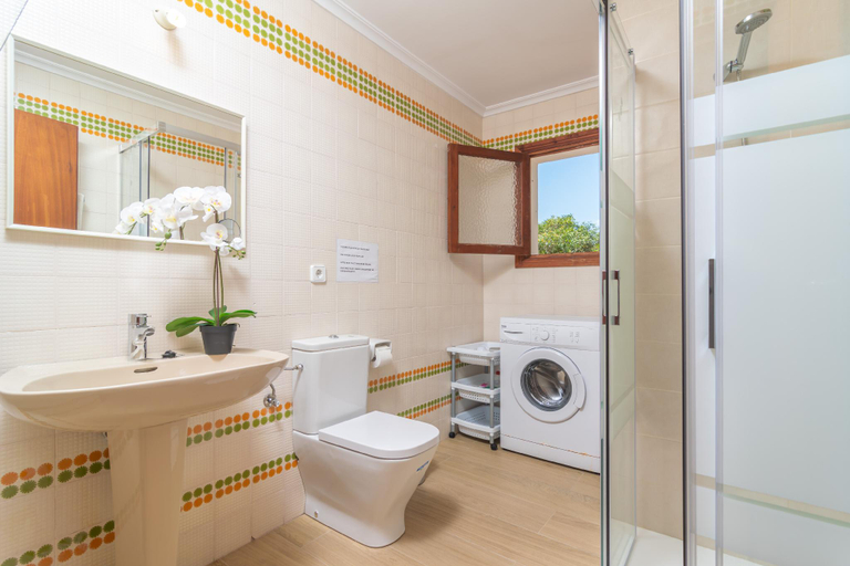 Bathroom 4, ES JAÇ, Baleares