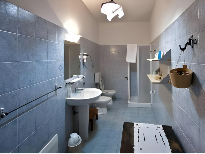 Bathroom 3, Al Palmento, Messina