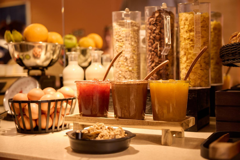 Food & Drinks 5, Latroupe Poblenou Beach, Barcelona