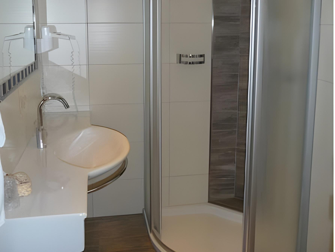 Bathroom 3, Familiengasthof St. Wolfgang, Spittal an der Drau