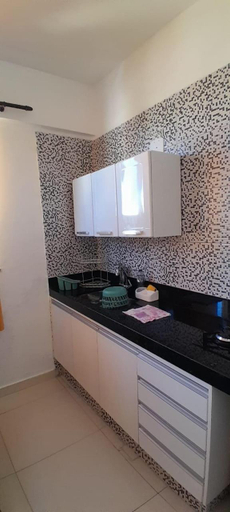 Others 3, Suites e Kitnets praia Iriri, Anchieta