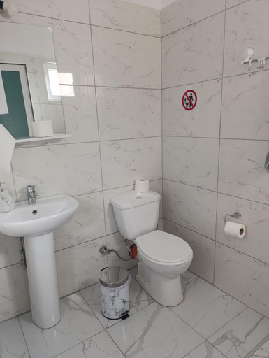 Bathroom 4, NIKOLARI RESORTs, Vlorës