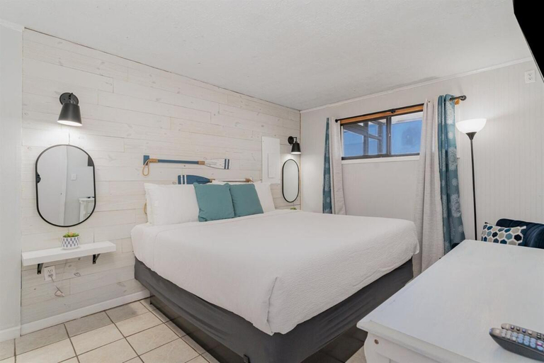 Bedroom 2, Spectacular Oceanfront Condo at Meridian Plaza, Horry