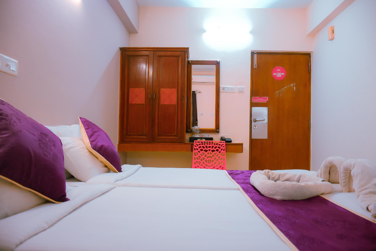Bedroom 2, Naksha Tree Hotels - Koyambedu, Chennai