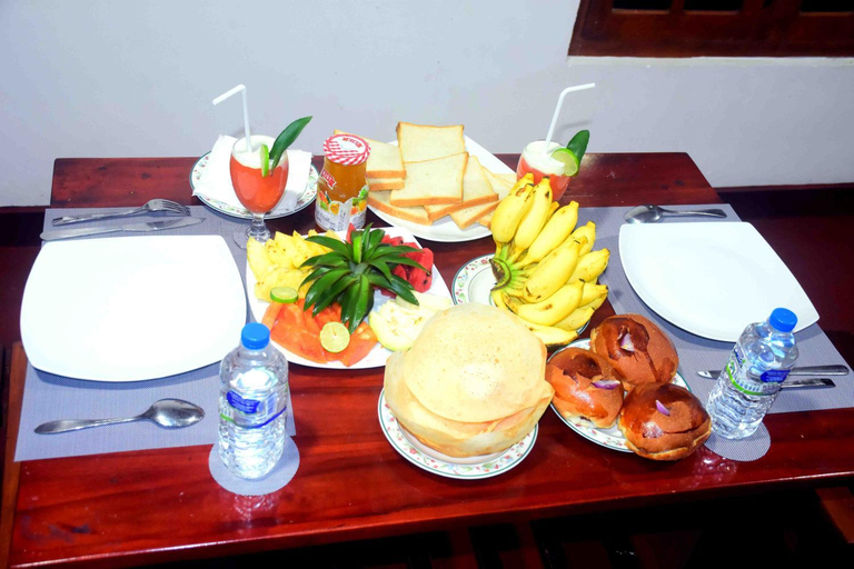 Food & Drinks