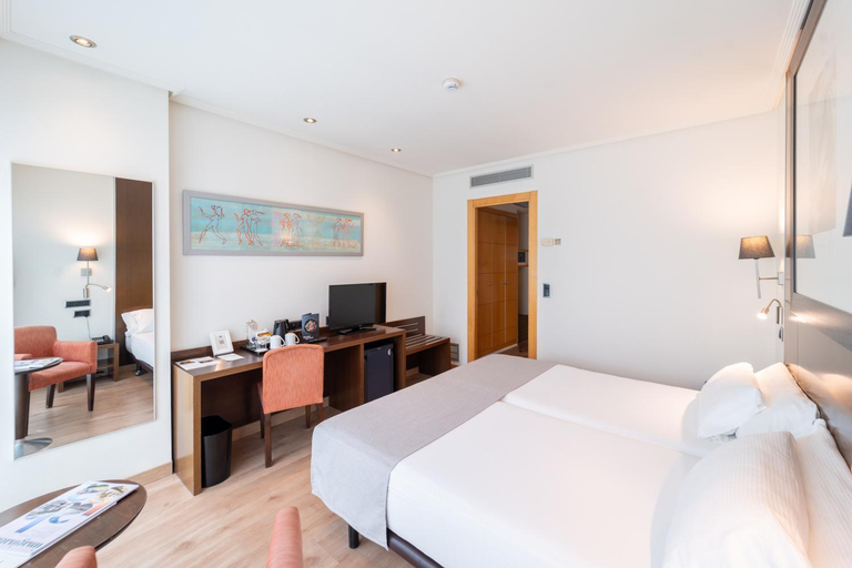 Bedroom 3, Abba-Playa Gijon, Asturias