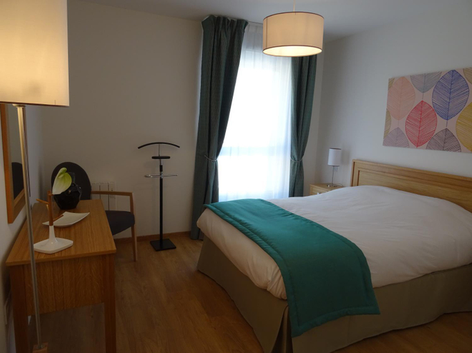 Bedroom 3, Domitys L'Art du Temps, Doubs